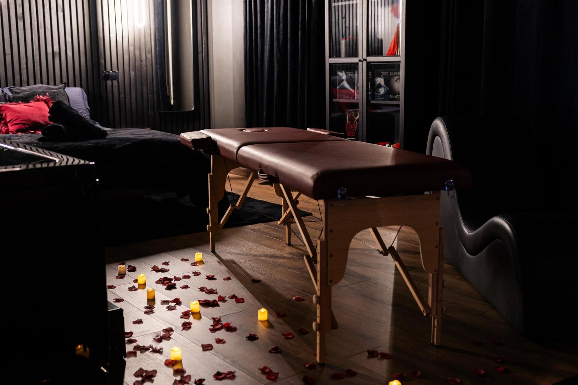 Blackroom Suite De Luxe 50 Nuances De Grey Le Havre Exterior photo